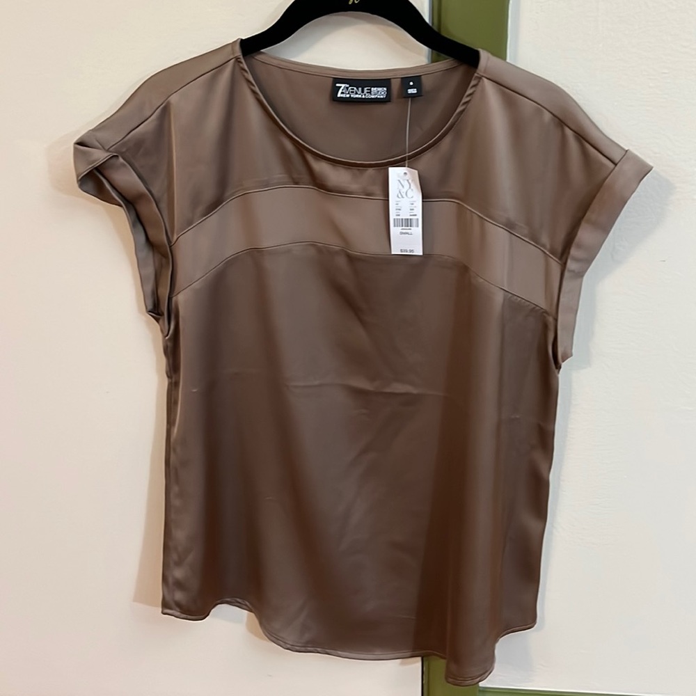 Women’s Blouse